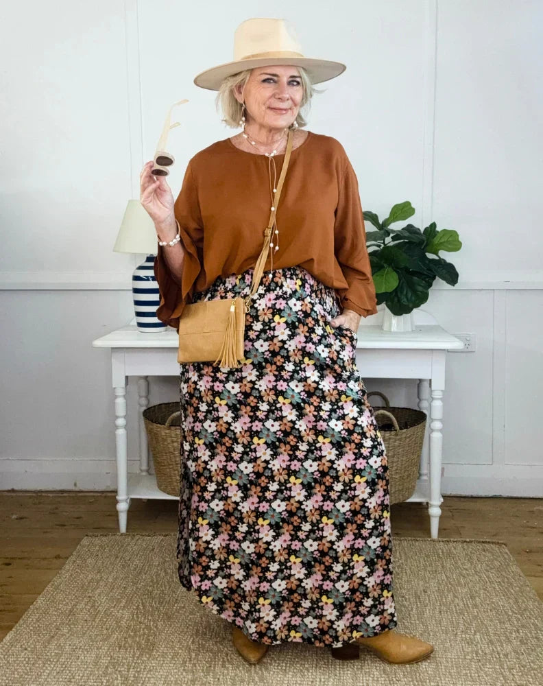 Darcy summer ease maxi skirt with high-rise waist, side split and flowing hem