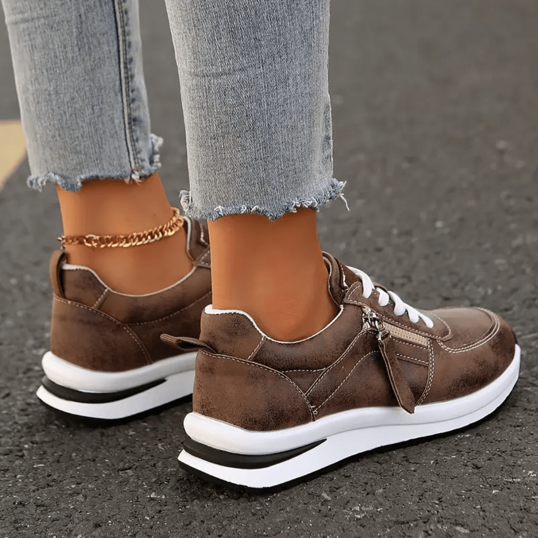 Danielle luxe comfort sneakers for women in black, side view