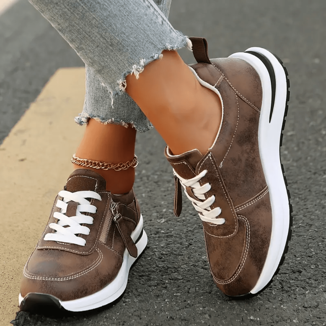 Danielle luxe comfort sneakers for women in black, side view