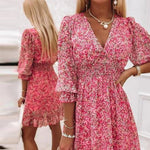 Sunna elegant floral dress with a flattering feminine silhouette