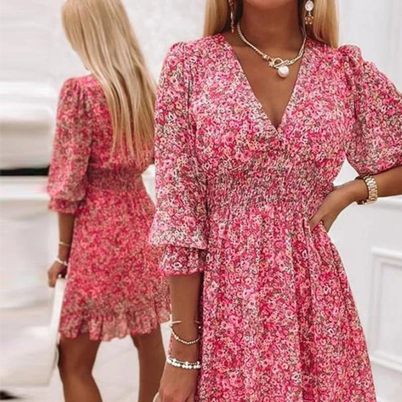Sunna elegant floral dress with a flattering feminine silhouette