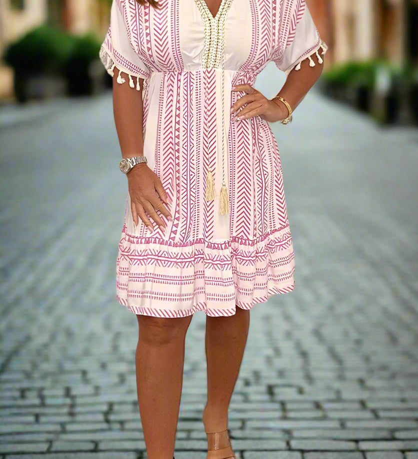Magdalena chic printed V-neck dress with relaxed silhouette
