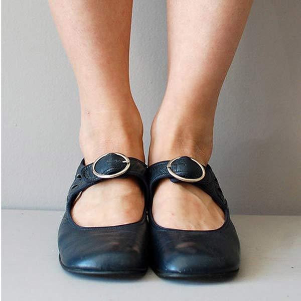 Aroha comfort sandals in red leather with cushioned insole and minimalist design