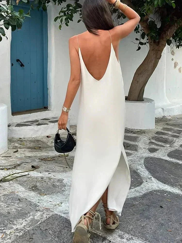 Tamati elegant white split maxi dress with V-neck and backless design