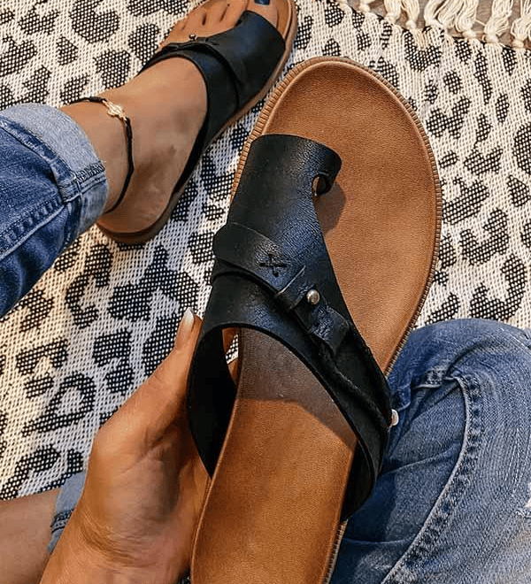 Delia comfort sandals with cushioned insole and arch support, shown in a neutral colourway