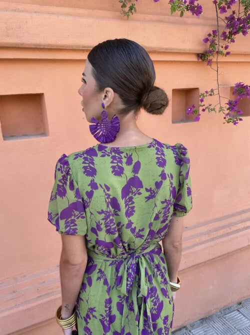 Giselle breezy floral midi dress with V-neckline and puff sleeves