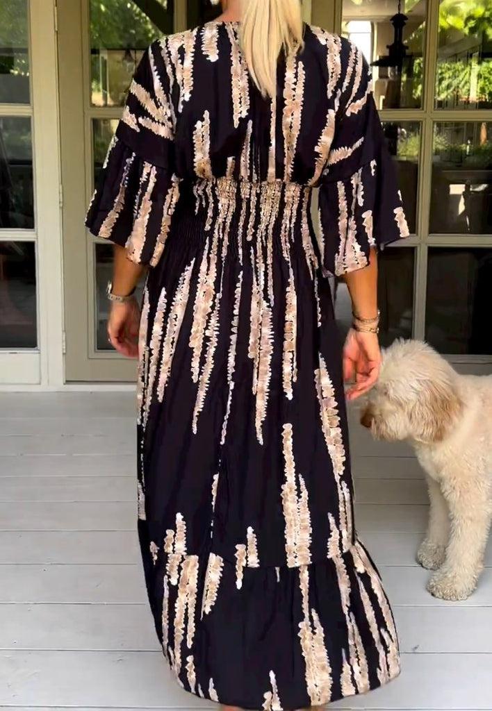 Macey black printed maxi dress with V-neckline and 3/4 sleeves