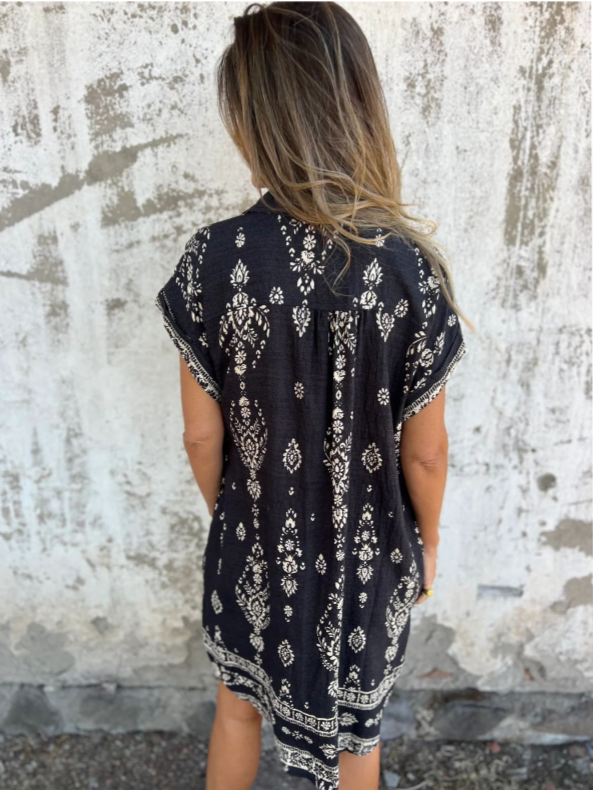 Micayla vintage boho shirt dress with floral print, soft collar and cap sleeves